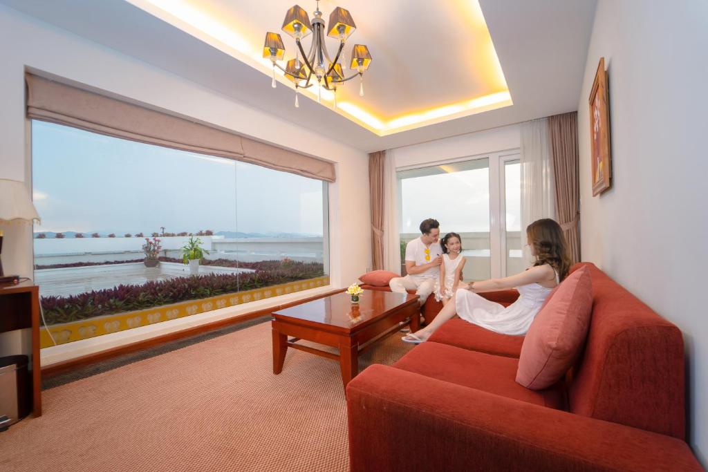 Сьюит (Люкс «Гранд» с видом на реку), Century Riverside Hue