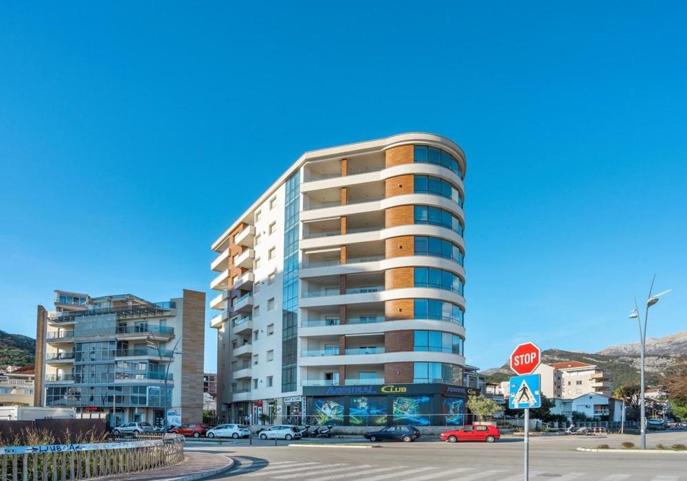 Апартаменты (Апартаменты в пентхаусе), Montesun Apartments