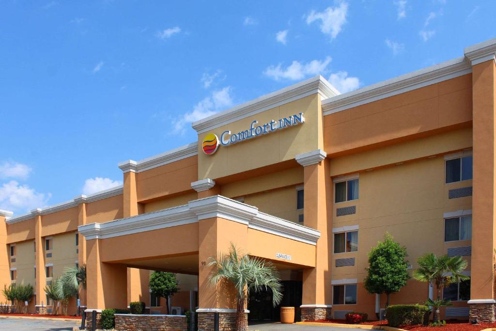 Comfort Inn Columbia - Bush River image