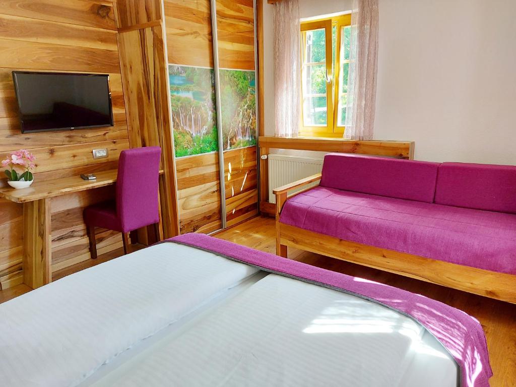 Трехместный (Улучшенный трехместный номер), Plitvice Ethno House