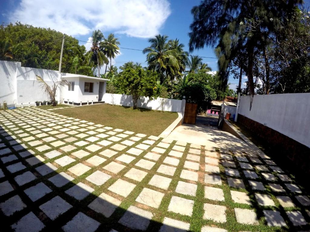 Ramon beach resort photo 2