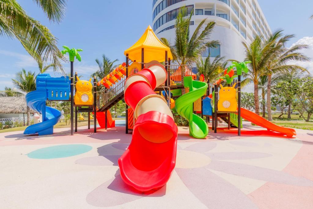 Selectum Noa Resort Cam Ranh