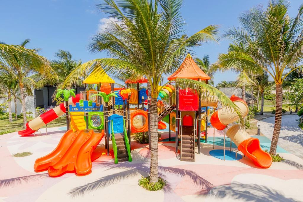 Selectum Noa Resort Cam Ranh