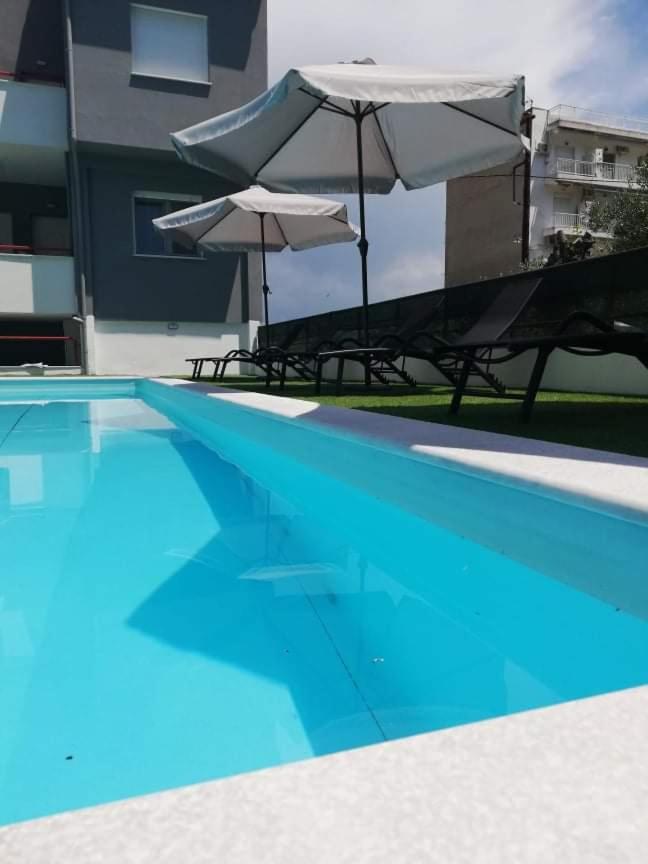 MGE Luxury house with pool