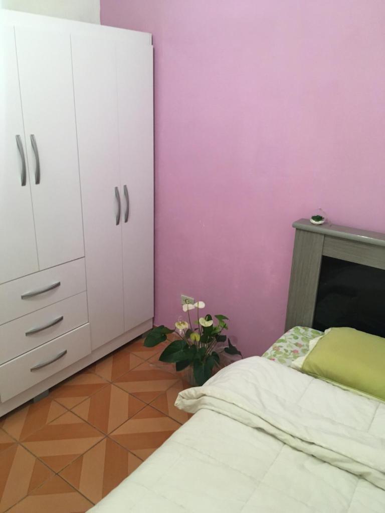 Quarto INDIVIDUAL Casa Super Aconchegante WIFI 350 MEGA photo 1