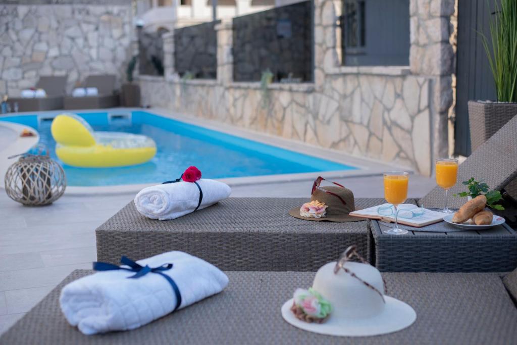 Villa Stoja near Dubrovnik with pool photo 1