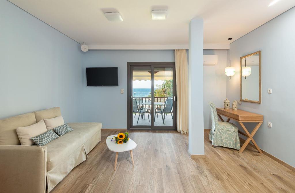 Regos Resort Hotel photo 2
