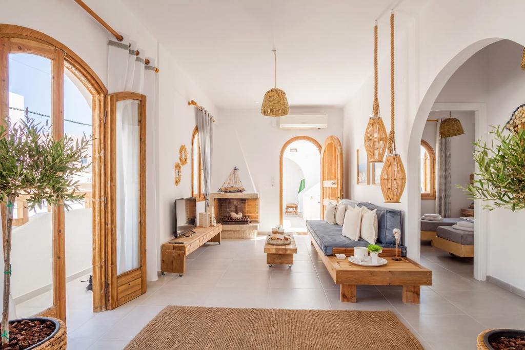 Sandy's Cycladic Style Apartment photo 3