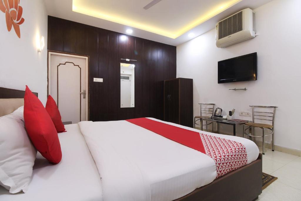 Трехместный (Классический трехместный номер), OYO 36085 Hotel Apollo Agra