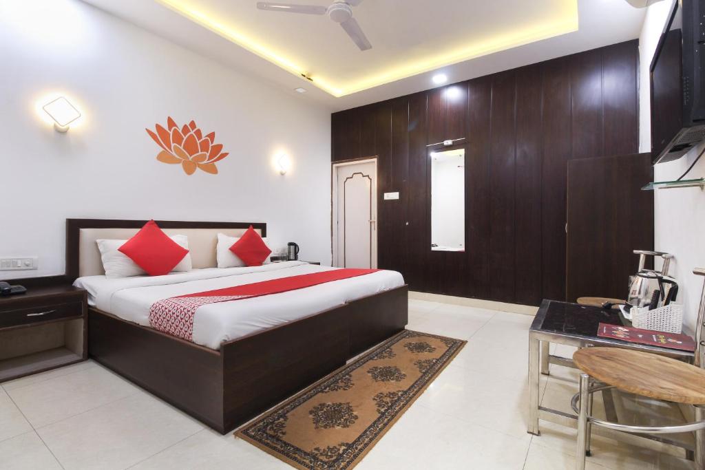 Трехместный (Классический трехместный номер), OYO 36085 Hotel Apollo Agra