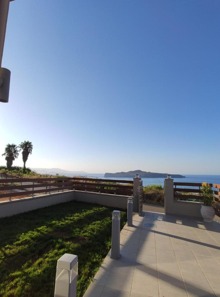 Wish Sea & Mountain View photo 2