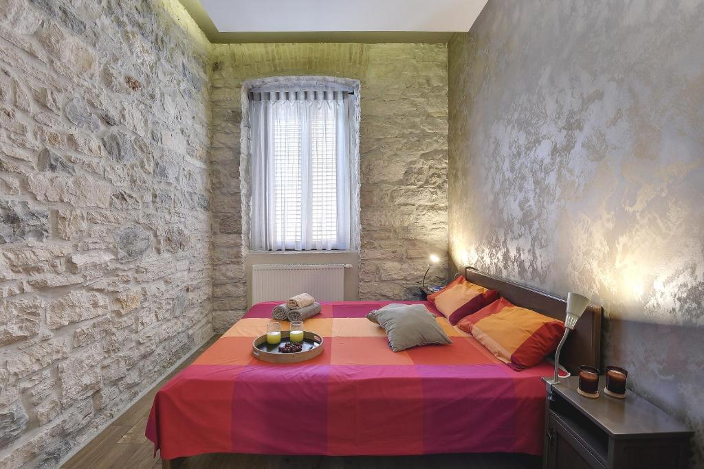 Mimoza Old Town Pula Apartments photo 1