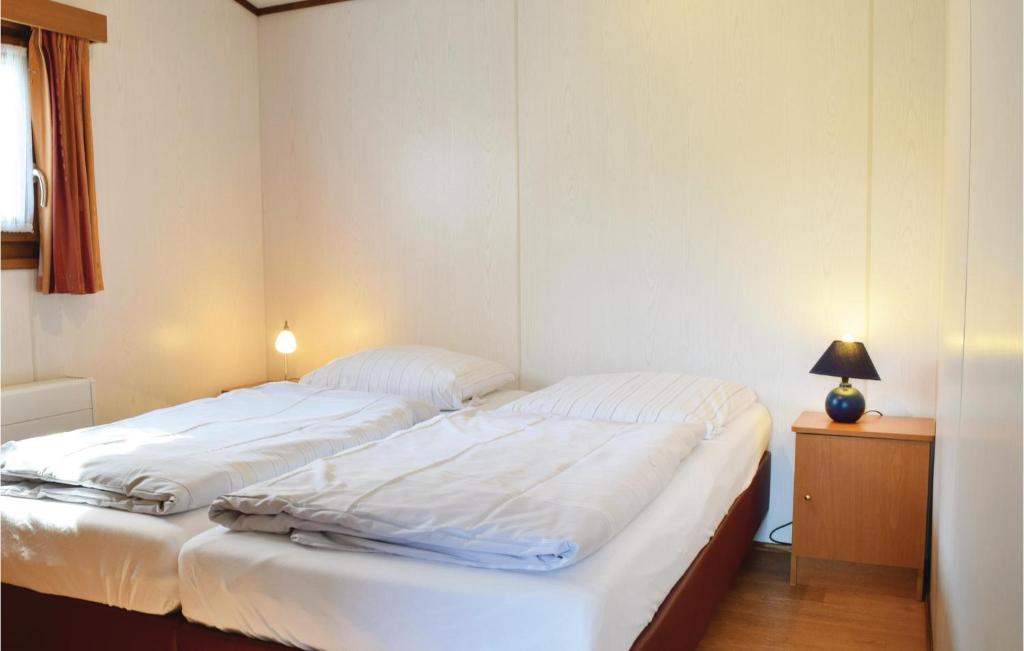 Awesome Home In Gerolstein With 2 Bedrooms And Wifi photo 1