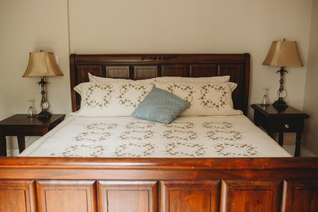 Carriage House Inn Four and a Half Stars photo 3