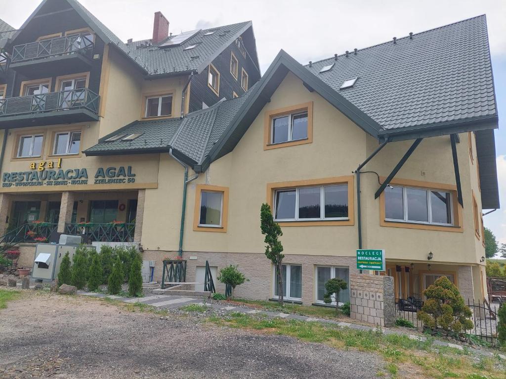 Agal Zieleniec photo 2