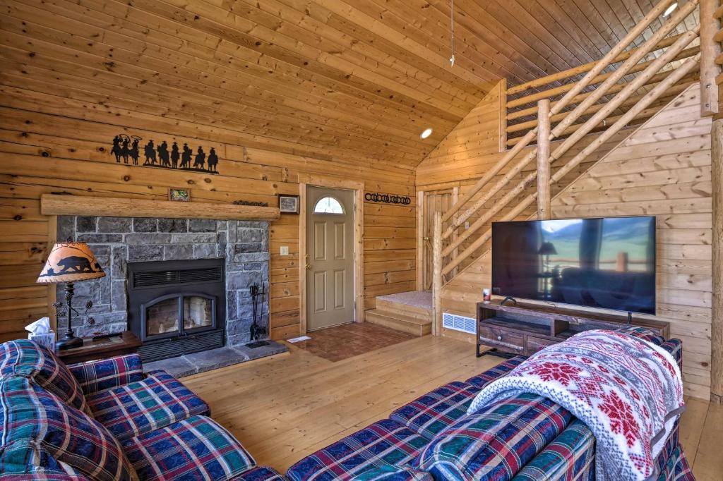 Secluded Fairplay Rocky Mountain Hideaway with Views photo 4
