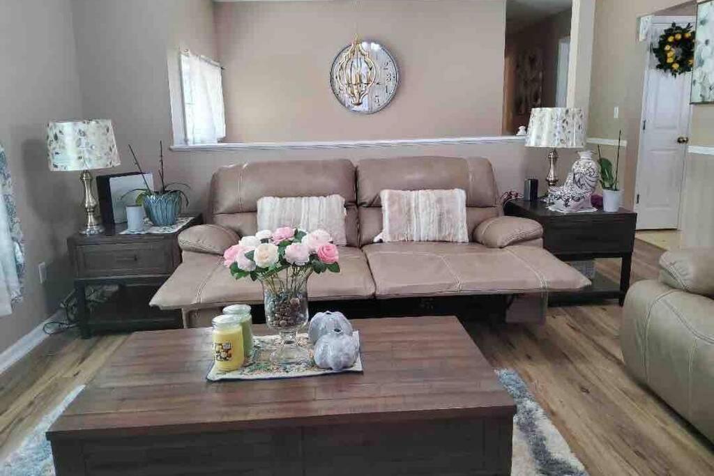 Smart Entire Loft, 3 br, 2 bath, Sauna pay per use photo 3