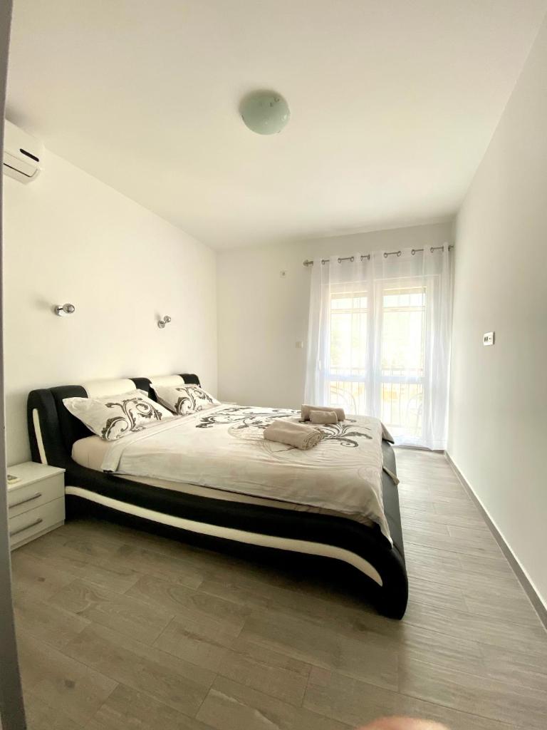 Апартаменты (Улучшенные апартаменты), Apartments Popović
