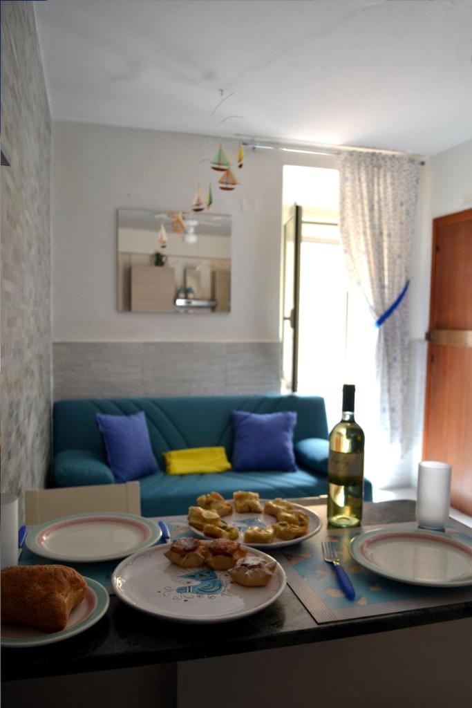 Via Marina 19 - Casa sul mare. photo 1