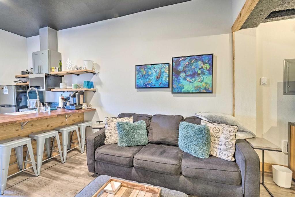 Long Beach Studio in Downtown - Walk to Ocean! photo 1