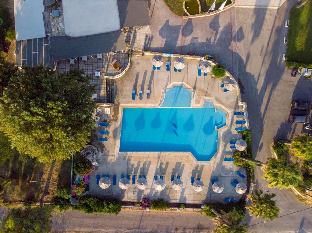 Трехместный (Улучшенный трехместный номер), Gelli Apartments