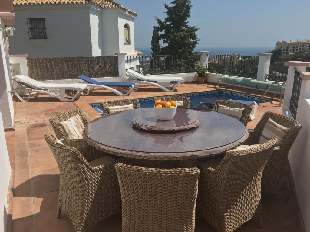 Casa Rose - Beautiful 3 Bedroom Townhouse & Pool photo 1