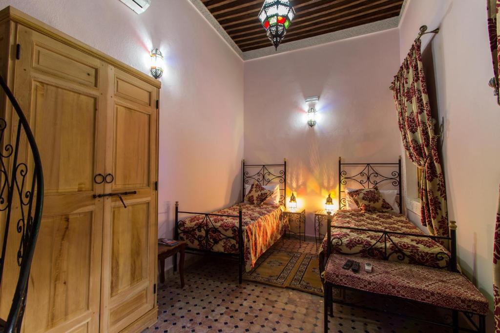 Трехместный (Трехместный с ванной комнатой), Riad Taryana