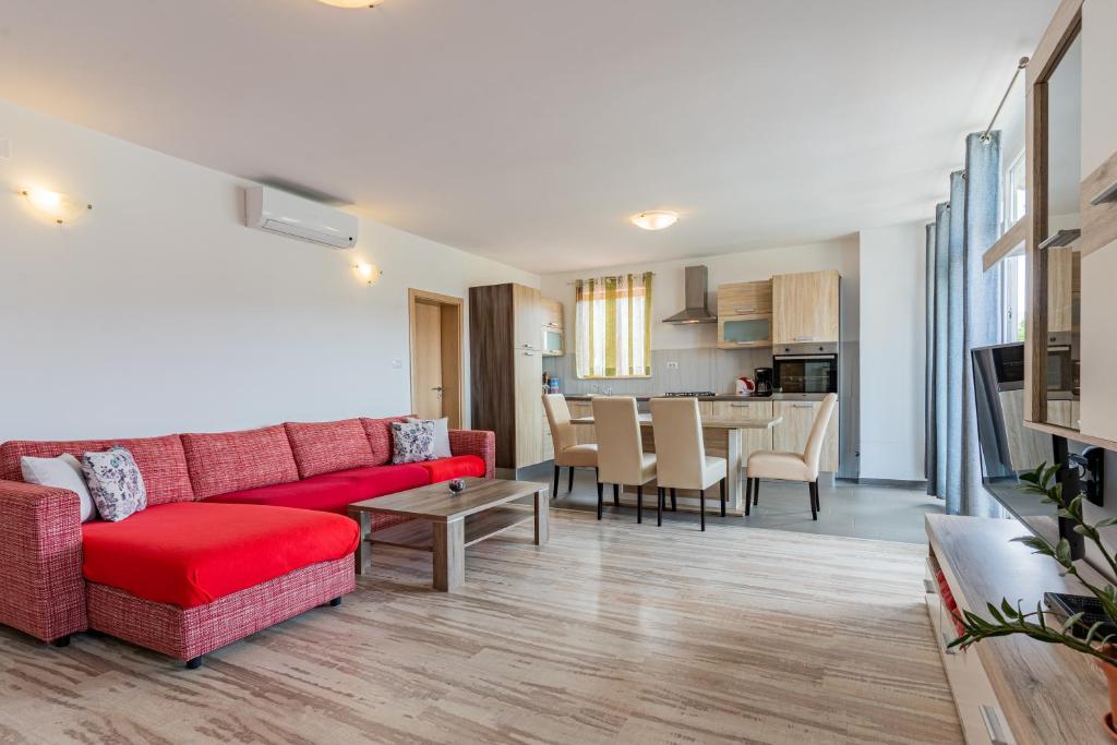 Apartment Livia photo 2