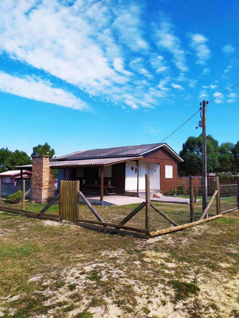 Casa com churrasqueira wi-fi, Tv com Netflix e YouTube photo 4