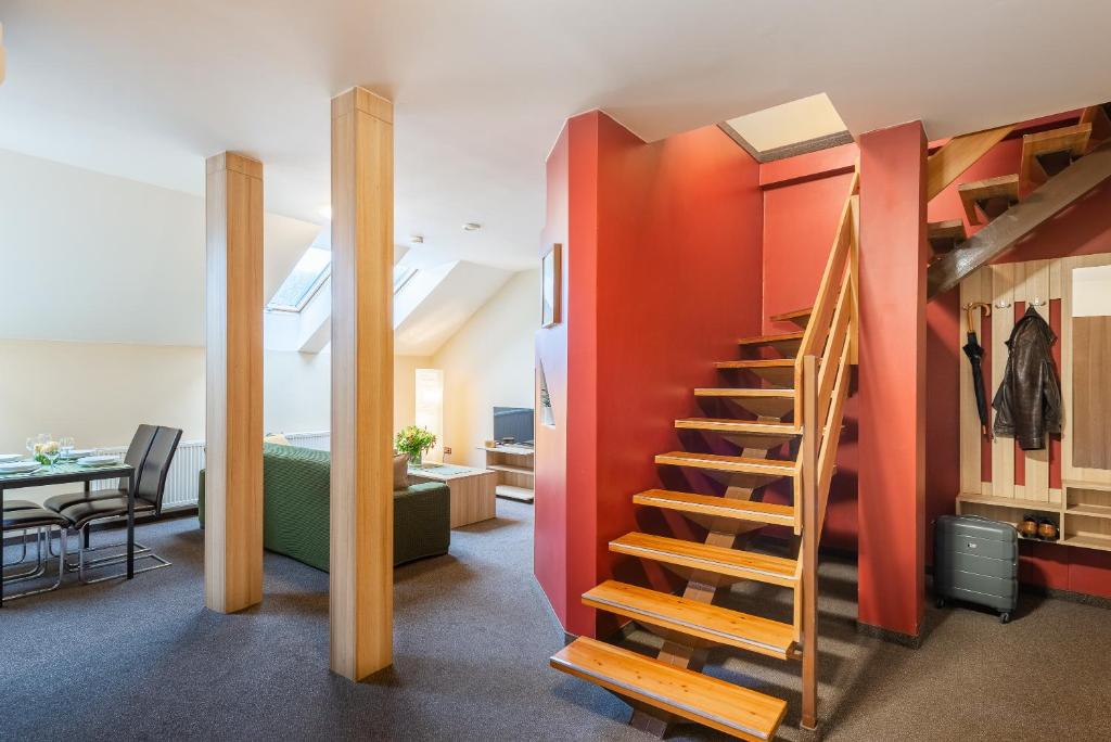 Апартаменты (Двухуровневые апартаменты), Hotel Libero