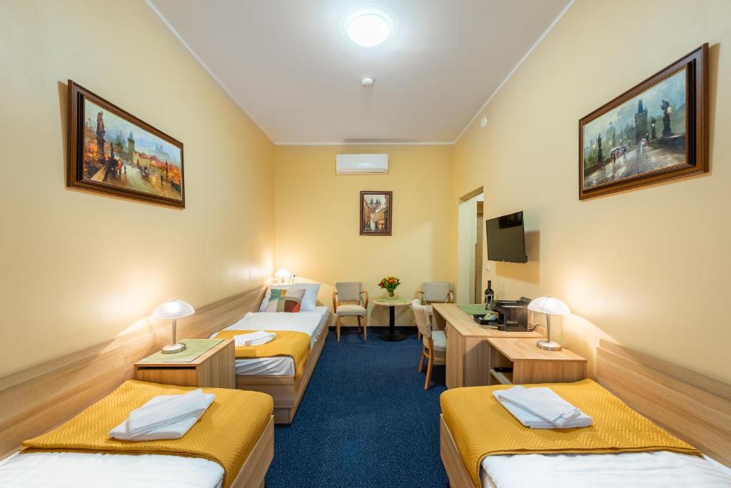 Трехместный (Трехместный номер Делюкс), Hotel Libero