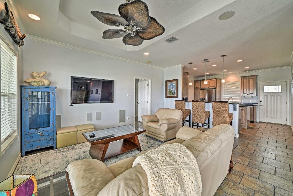 Waterfront Rockport Home with Dock and 3 Kayaks! photo 2