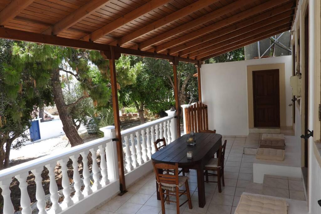 Traditional Villa Efterpi photo 3