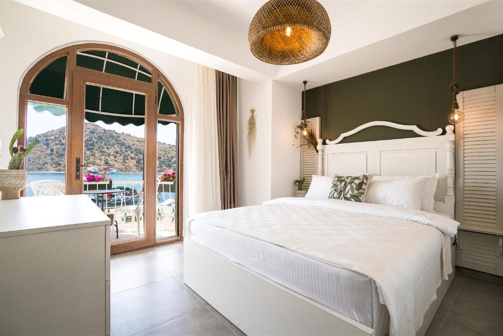 Liman Hotel Gümüslük - Adult Only photo 4
