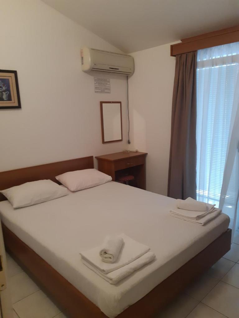 Одноместный (Одноместный номер с балконом), Apartments Becici