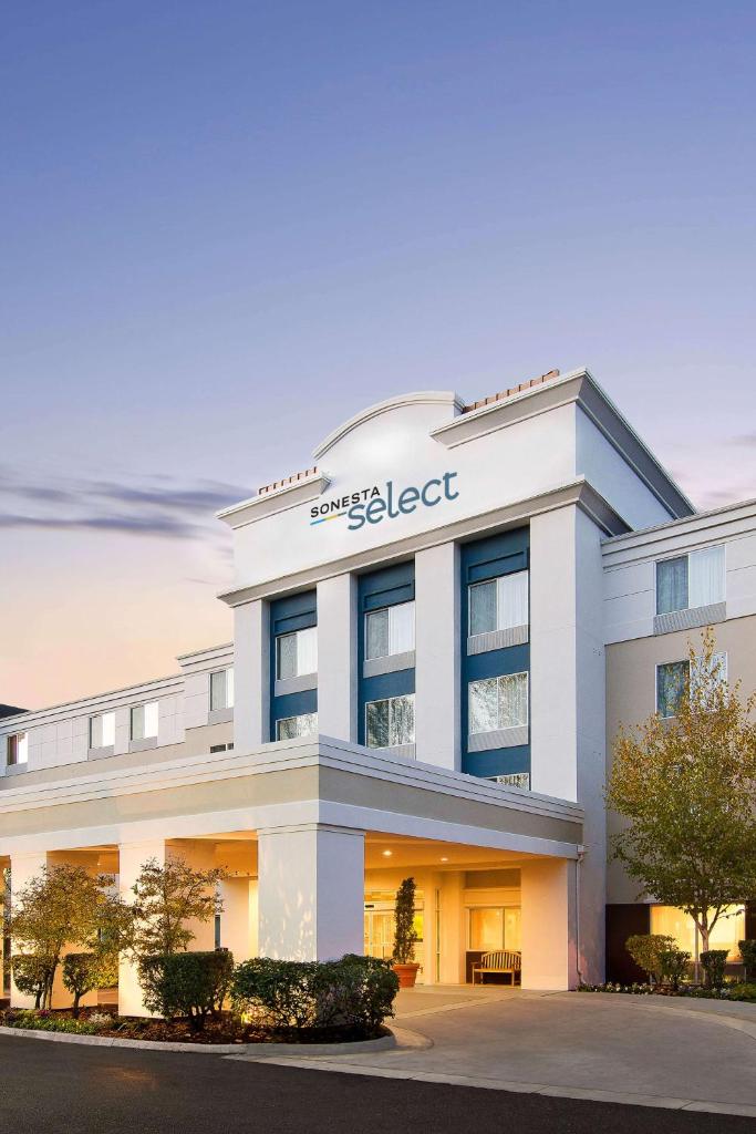 Sonesta Select Seattle Renton Suites image