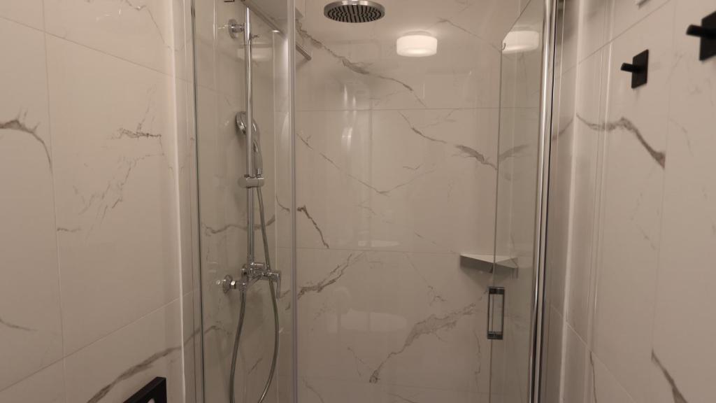 Etal Luxury Rooms photo 3