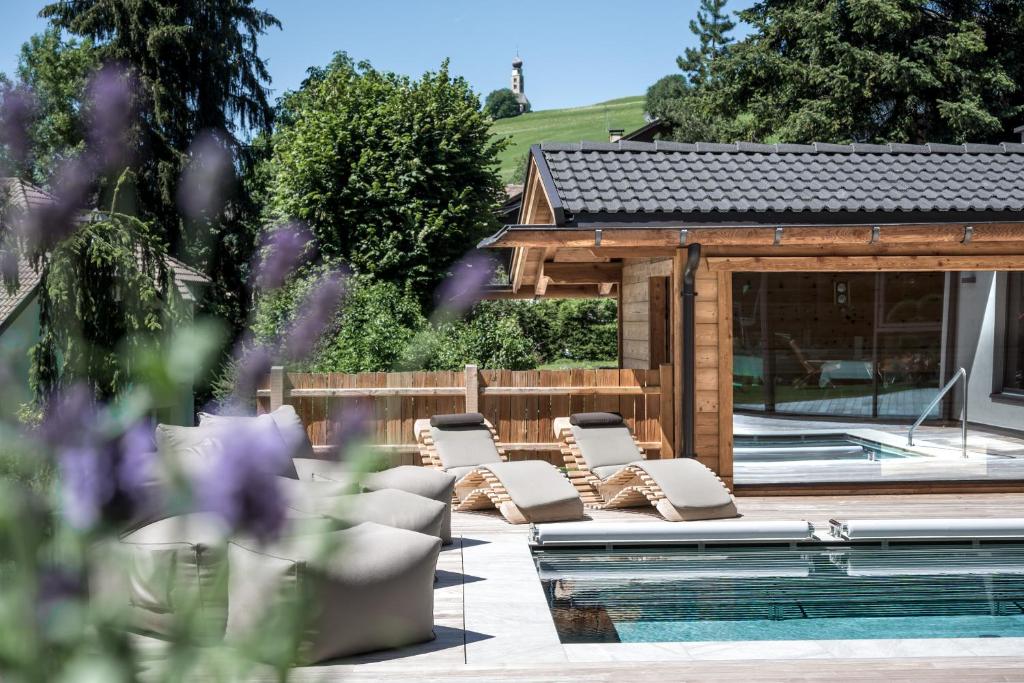 Hotel Waldrast Dolomites photo 1