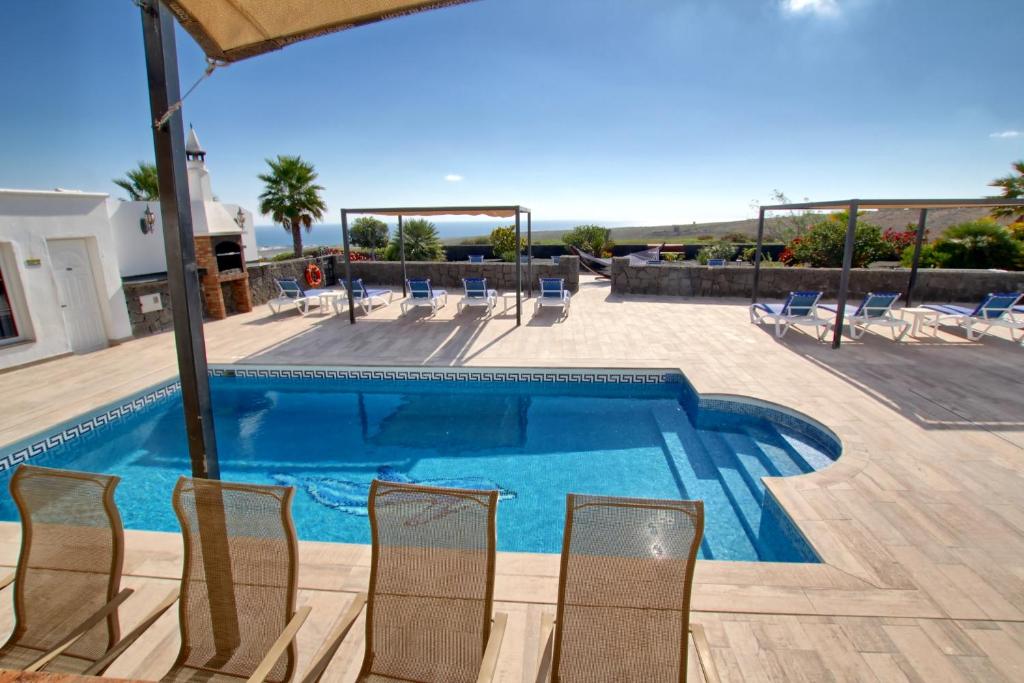 Magnificent Villa El Palacete sleeps 20 photo 2