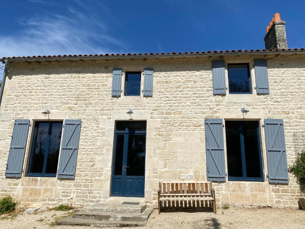 Château des Loups - Les Pommiers photo 1