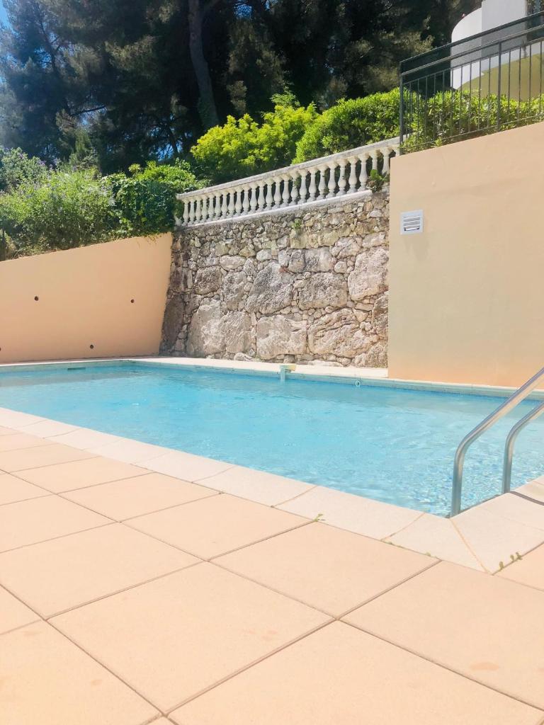 Mon Appart avec Terrasse et Piscine photo 1
