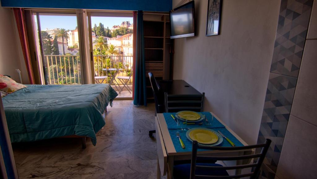 3 StarsStudio54 23 Ave Laugier100m Plages Mistral photo 3