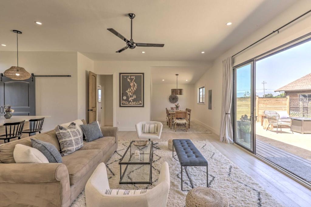 Stunning Wine Country Gem with Hot Tub and Patio! photo 4