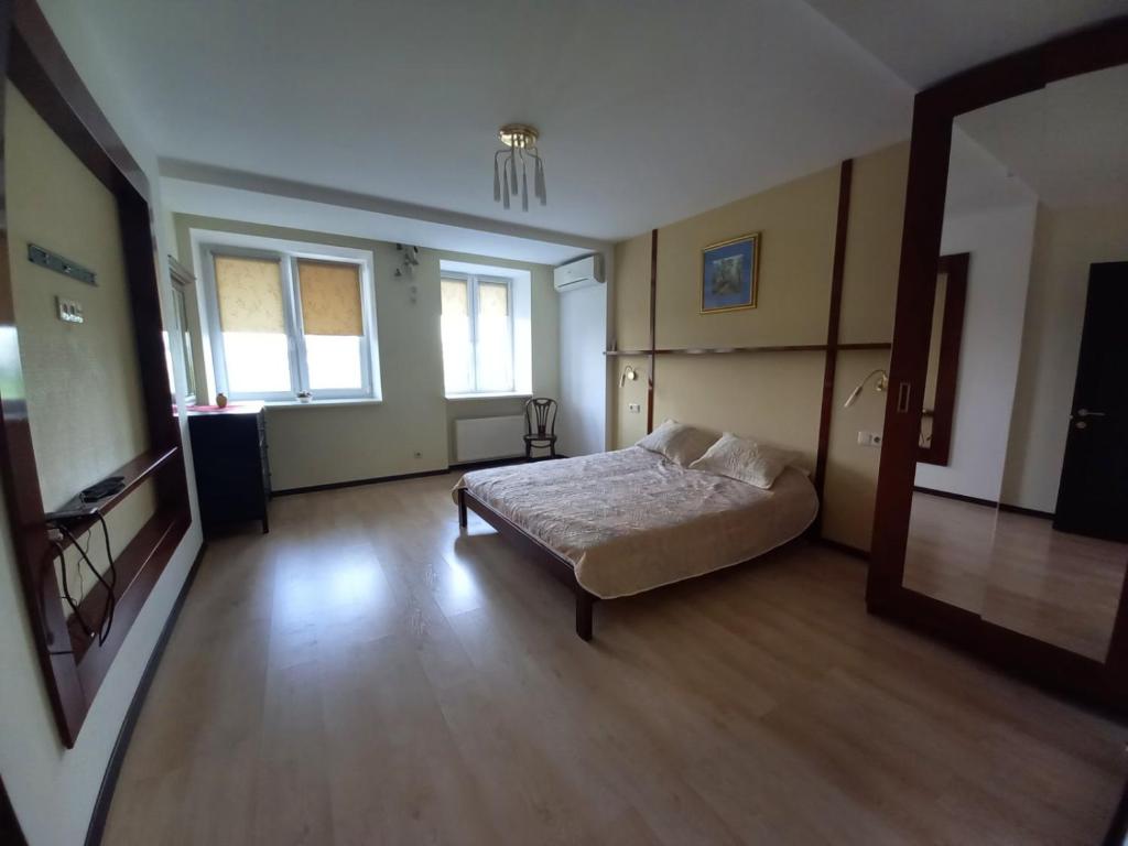 Квартира апартаменты с авторскими ремонтом photo 1