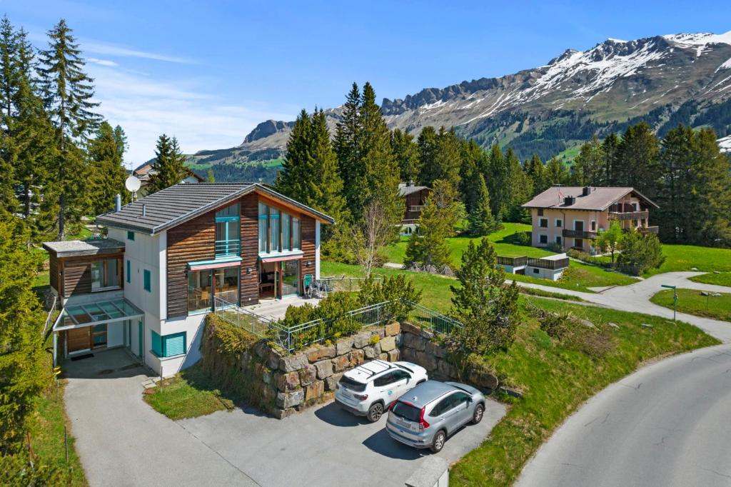 Golden Peaks Ferienhaus Valbella-Lenzerheide photo 1