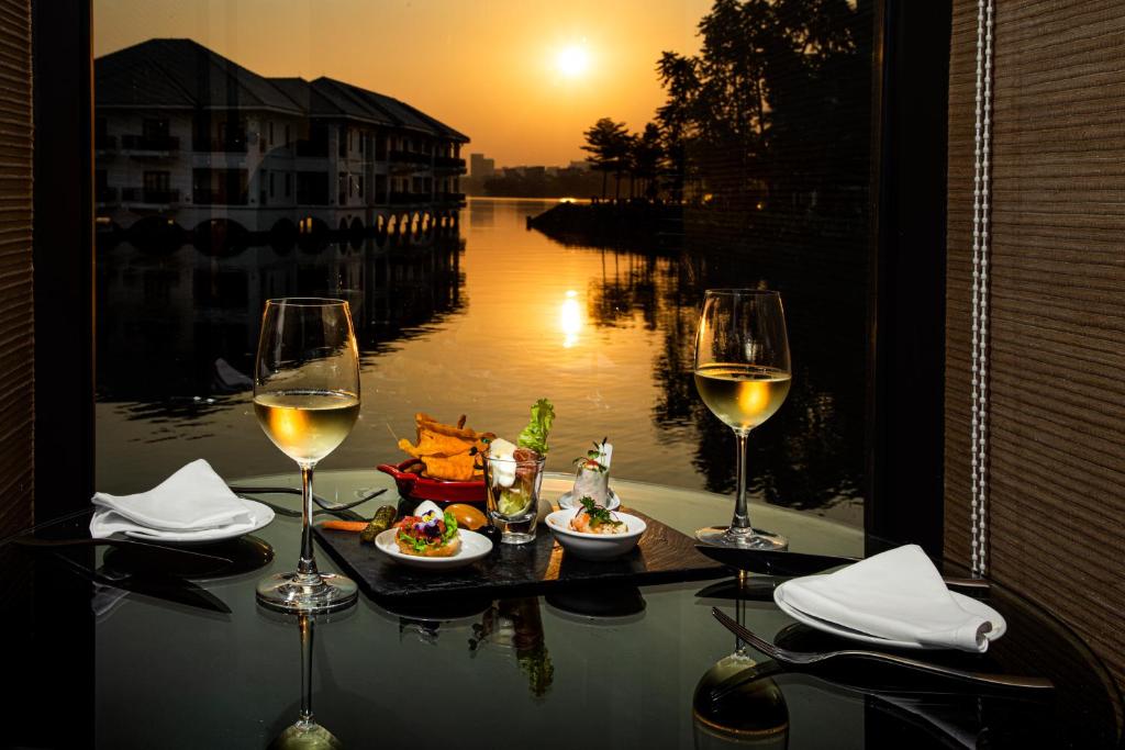 Двухместный (Клубный номер InterContinental), InterContinental Hanoi Westlake