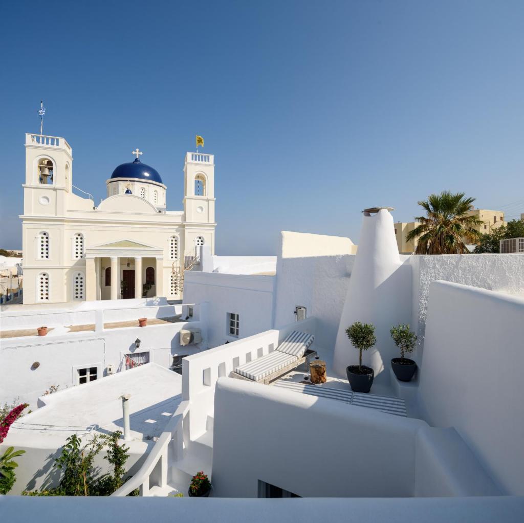 Betty's Home Santorini photo 1