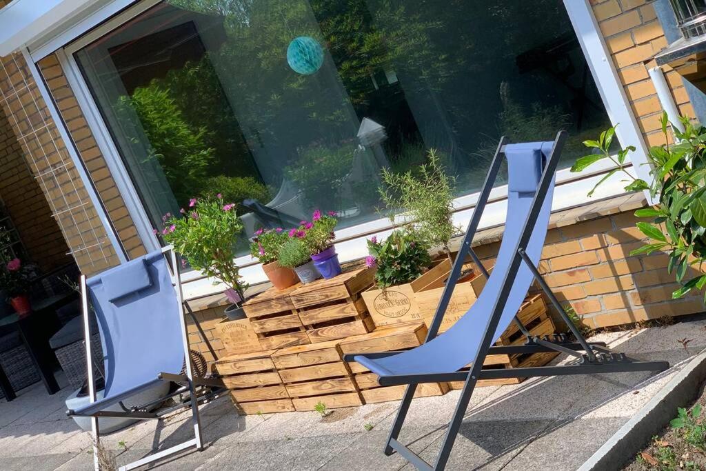 Near „Hamburg summer lounge“ cozy sunny green photo 4