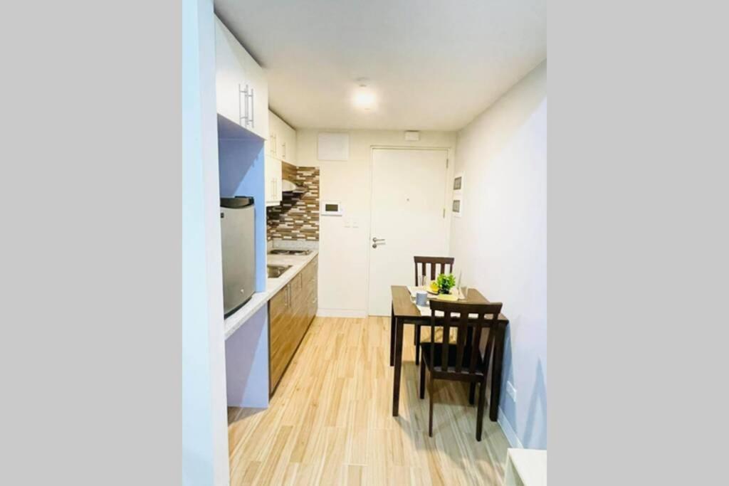 Cozy Studio Type Condo with Pool photo 2