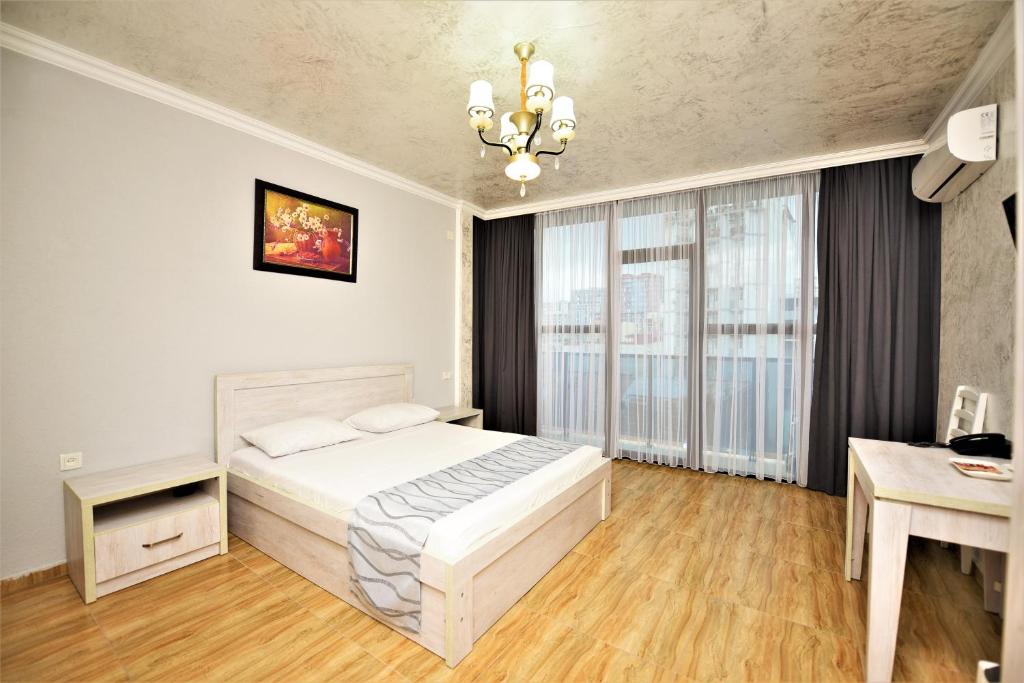 Kazbegi Hotel Batumi photo 2